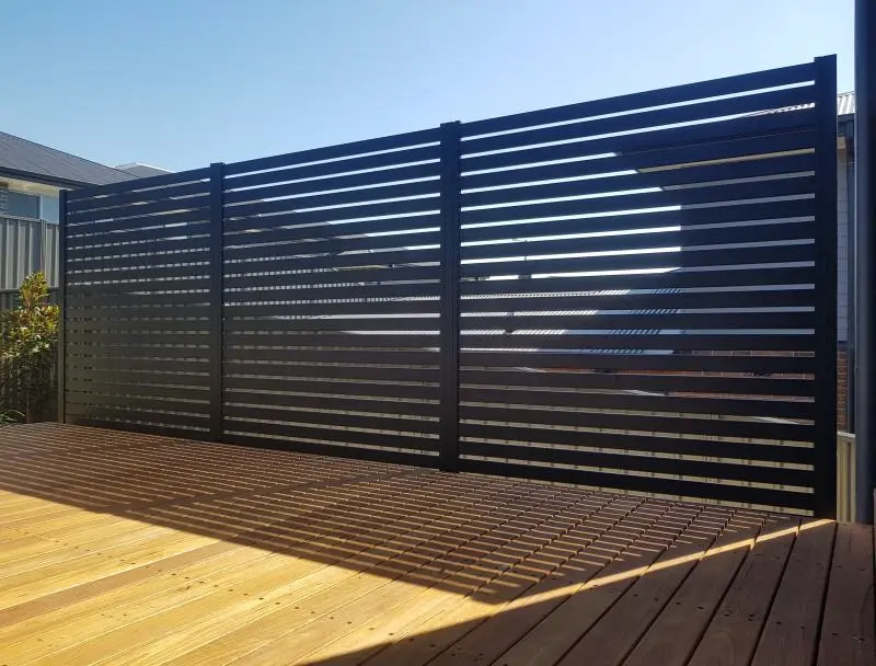 Aluminum Slat Privacy Barriers