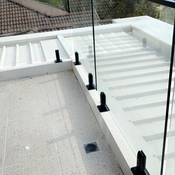glass and hardware inspaction
